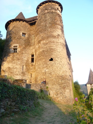 Château de Vieillevie dans la Vallée du Lot