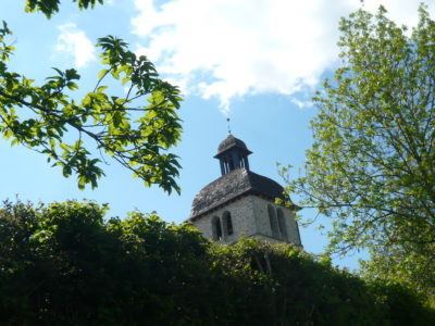 Le clocher de Mourjou vu de la Maison de La Châtaigne